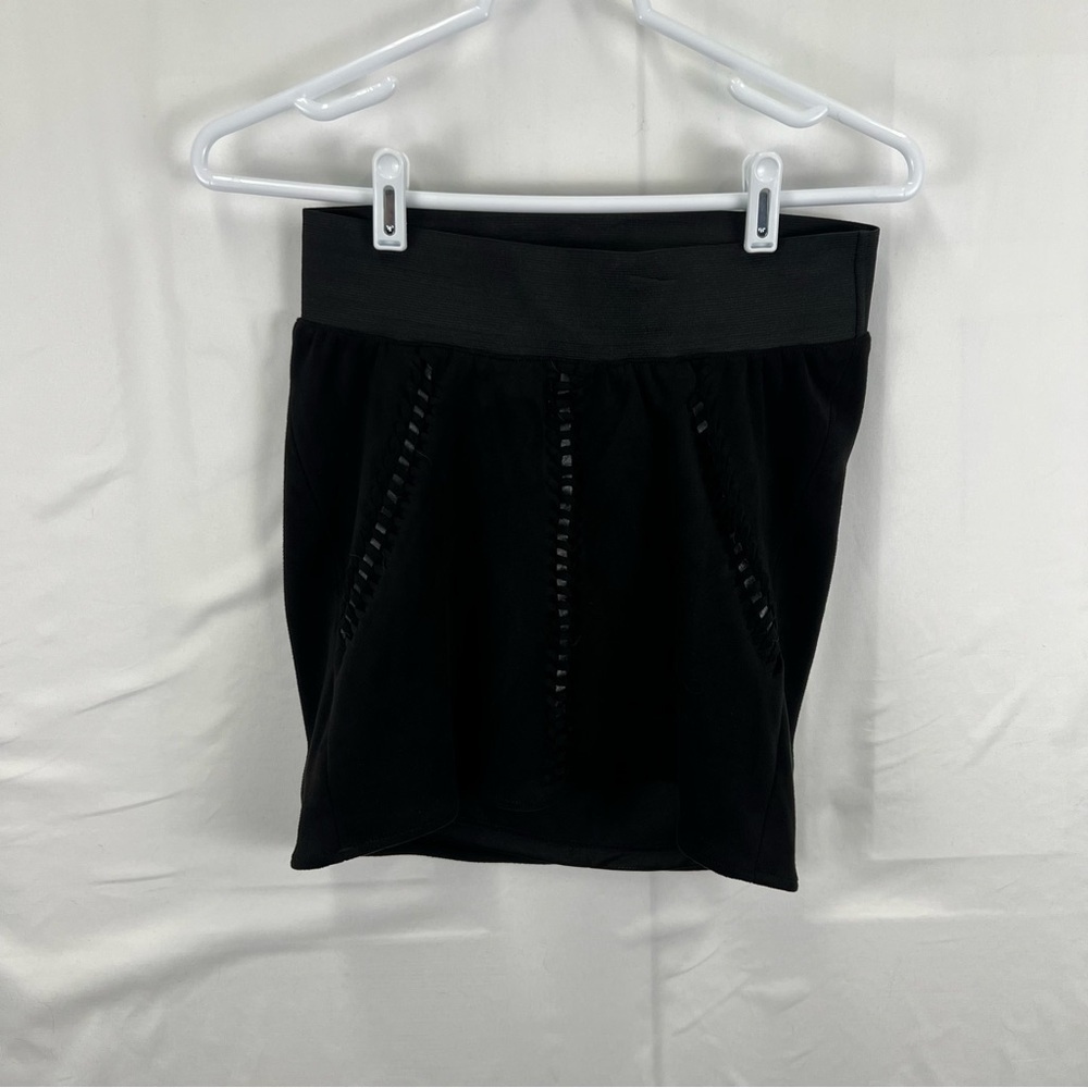 H&M - Women's Skirt - Black - Mini - NWT - Size 4